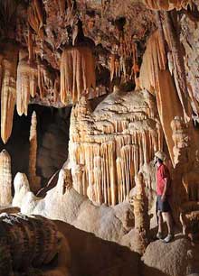 Grotte Bellony - stalactite